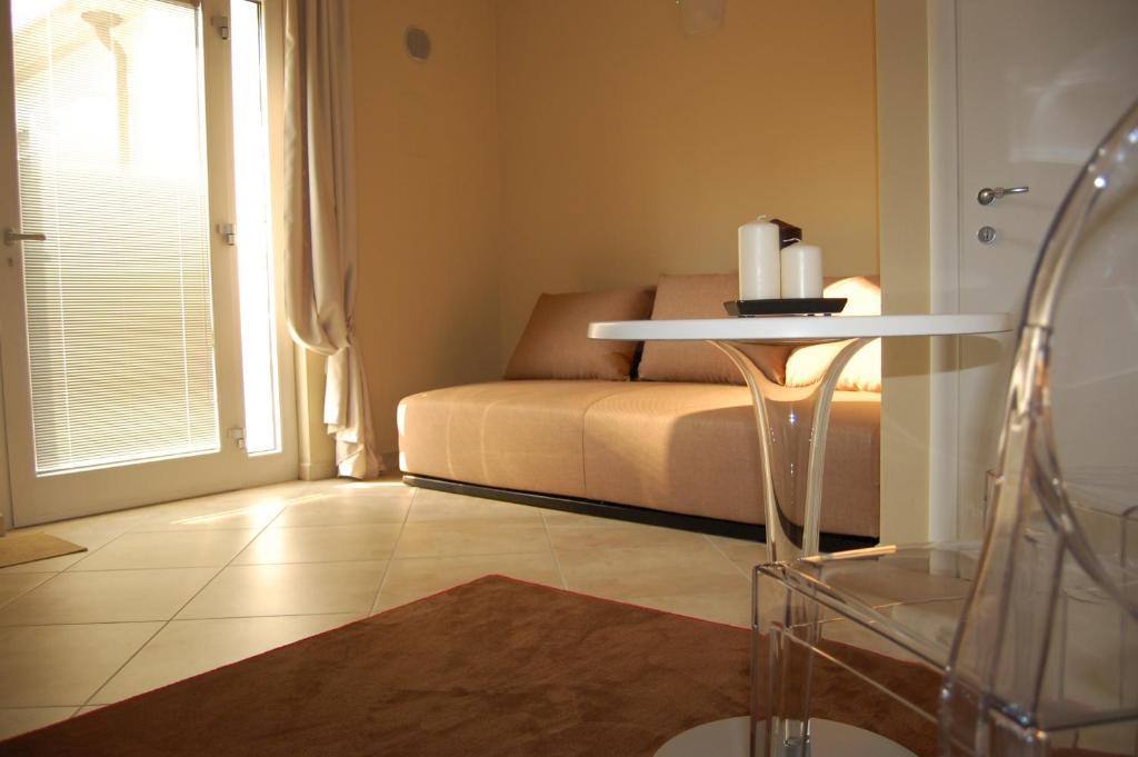Relais Corte Bergamini Пескьера-дель-Гарда Номер фото